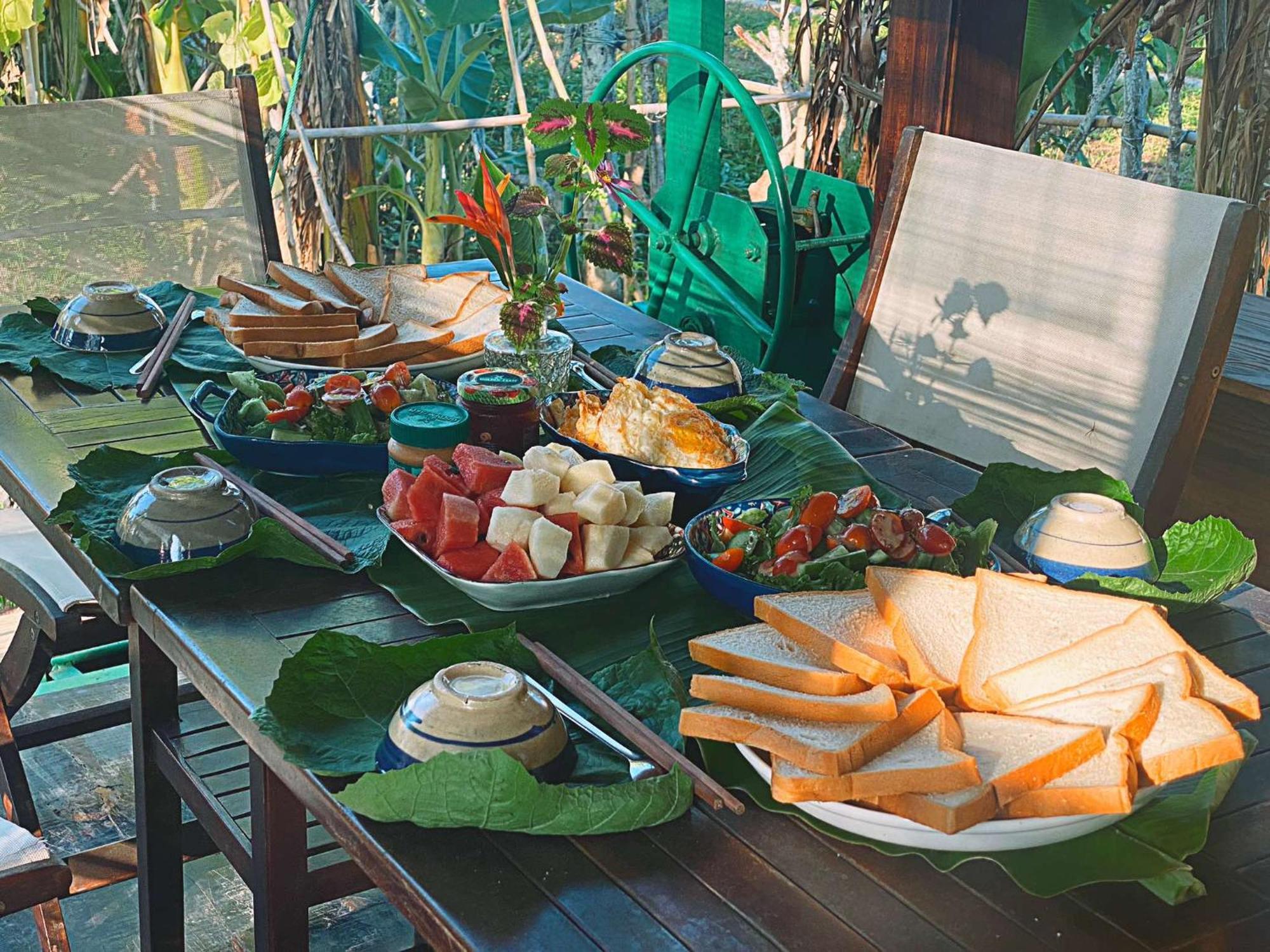 The Local Homestay Con Son Кантхо Экстерьер фото
